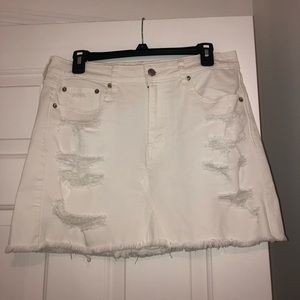 American Eagle white jean skirt
